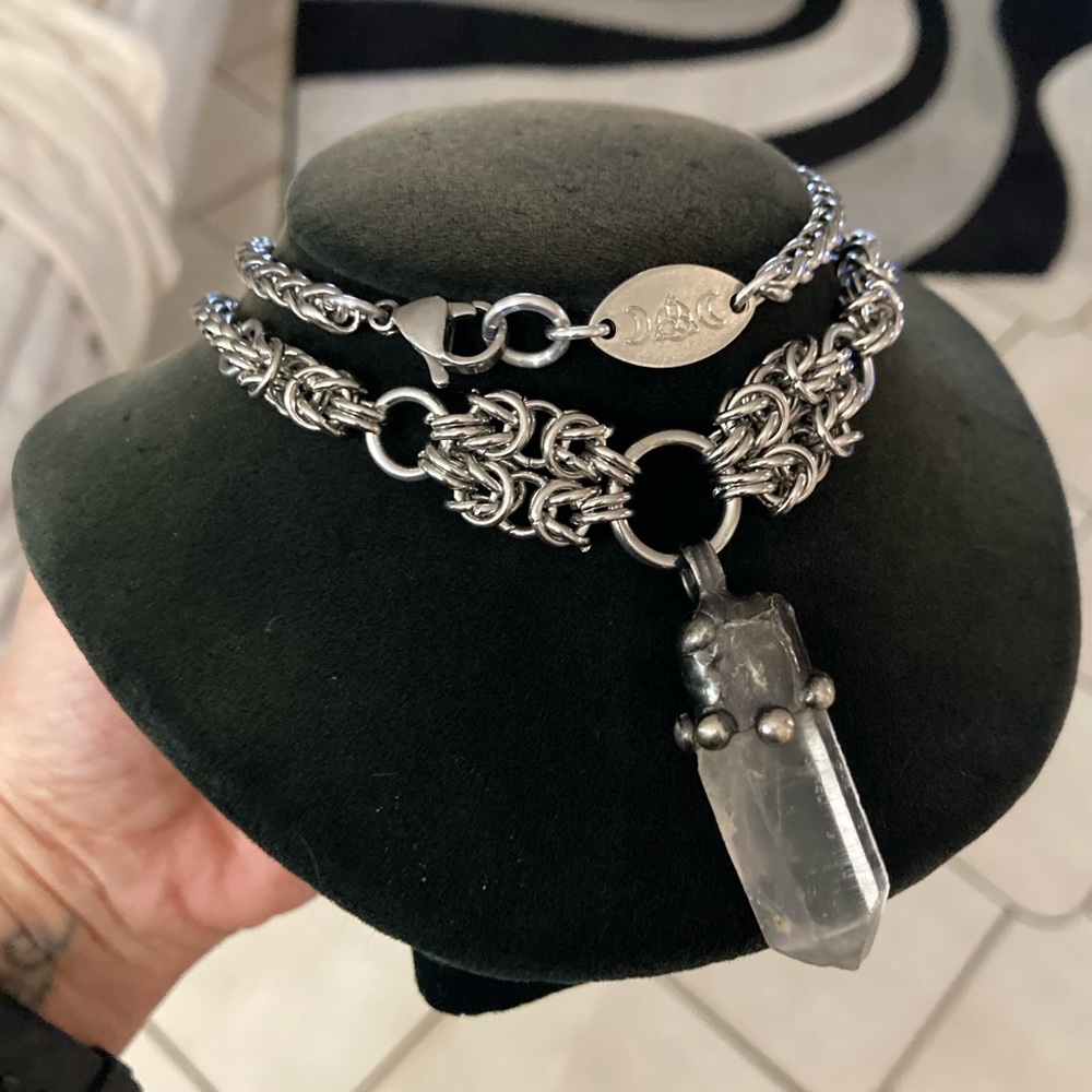Handmade maille gemstone crystal quartz charm boho silver goth necklace